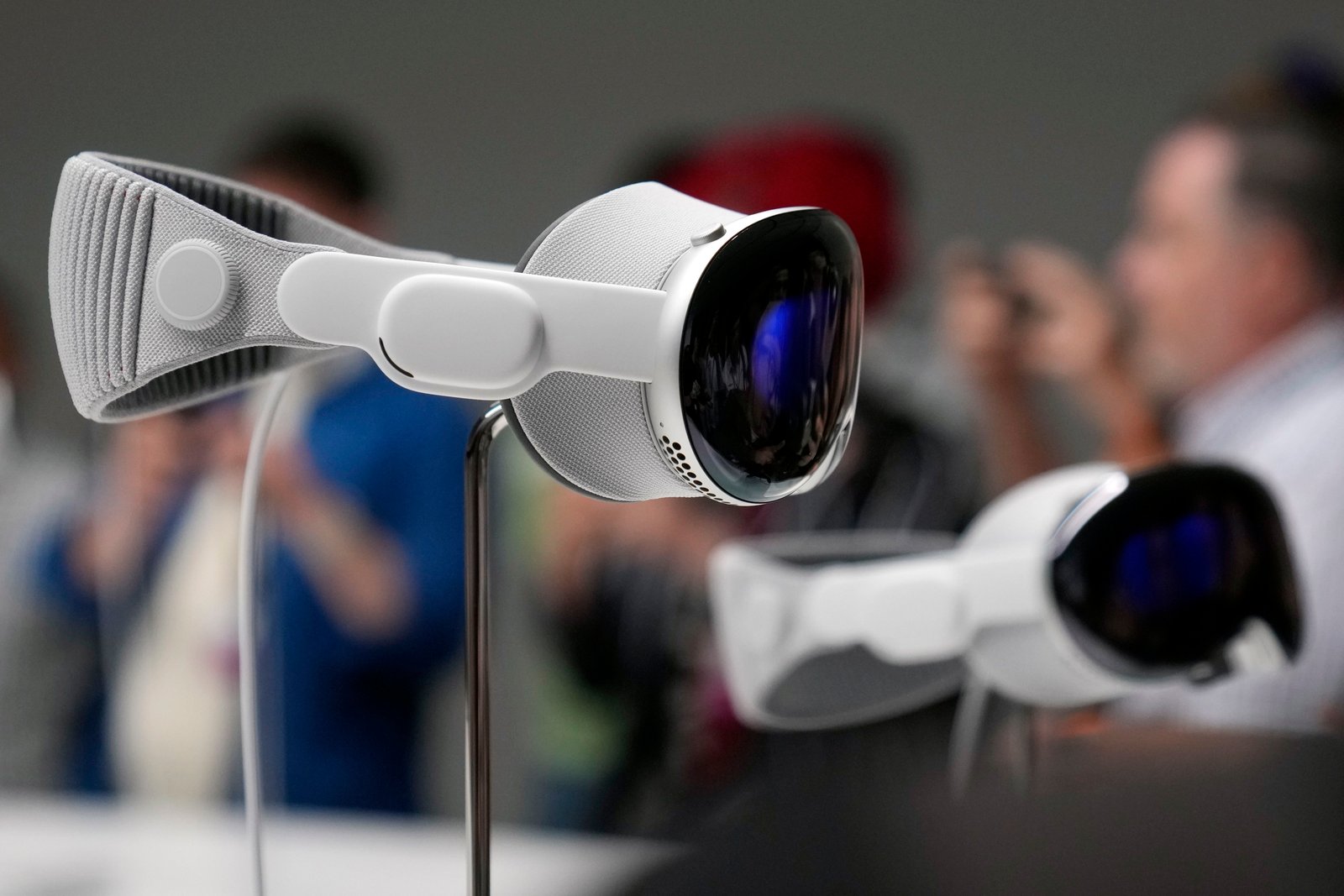 Apple has reportedly scrapped plans to release a low-cost version of its Vision Pro glasses (AP Photo/Jeff Chiu)