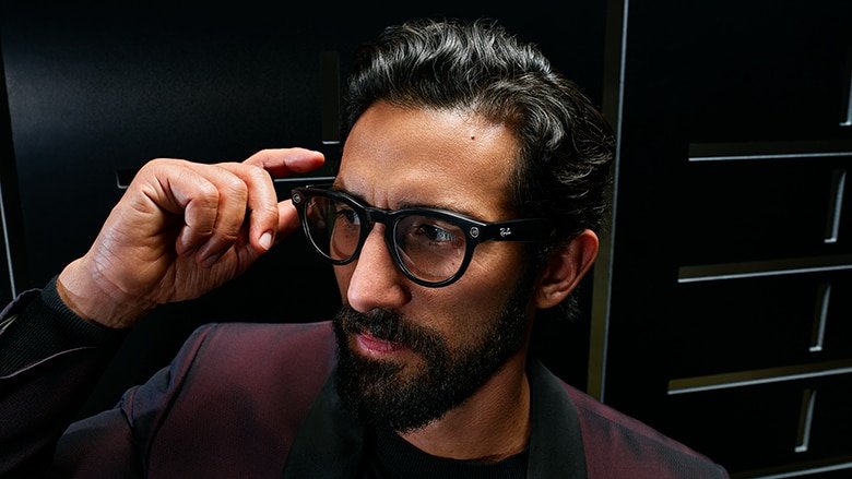 Wearables integrate artificial intelligence through voice commands.  (goal)