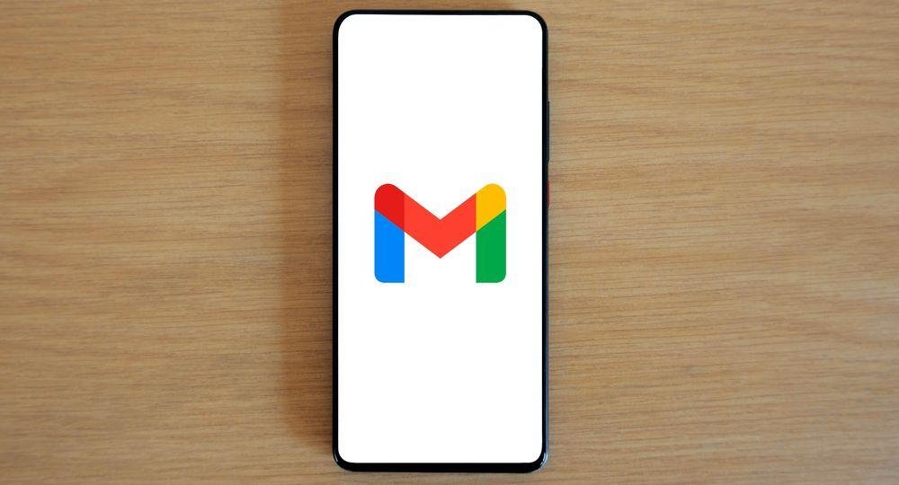 Mobile from Gmail icon on its screen
