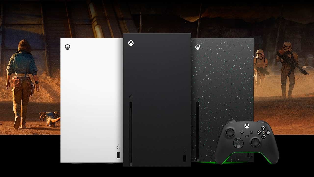 Comparing design between Xbox Series X consoles with different colors.