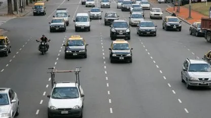 Who is the priority? A daily situation with a road traffic that raises doubts
