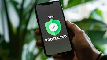 Users can connect to