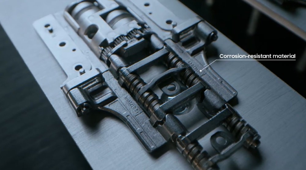 Corrosion Galaxy Galaxy Z Fold3