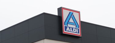 Aldi already have two V16 beacons for your car that you need to meet the new DGT standard from January 1st next year.