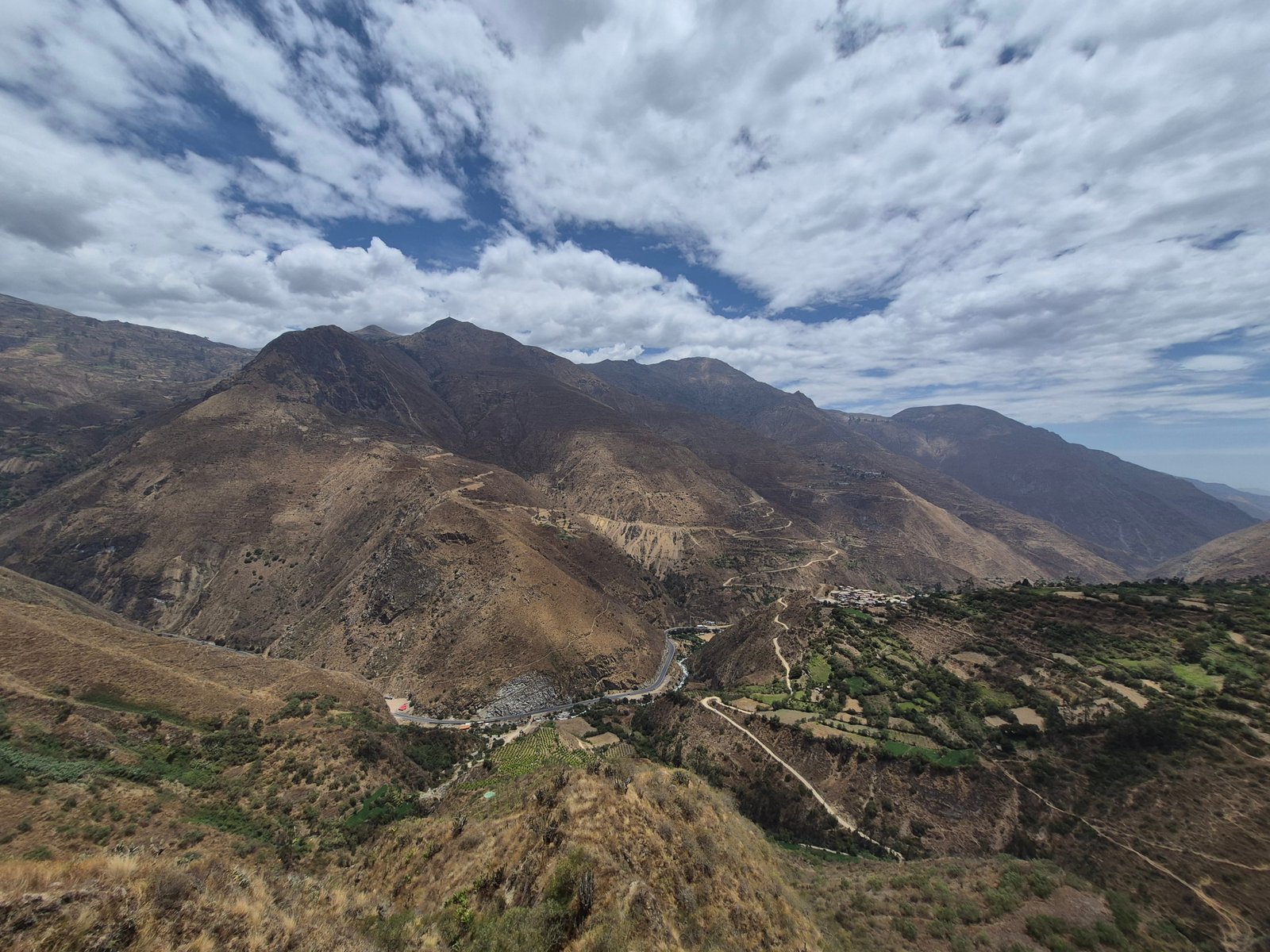 The 0.6x wide-angle camera provides a wide field of view of the landscape.