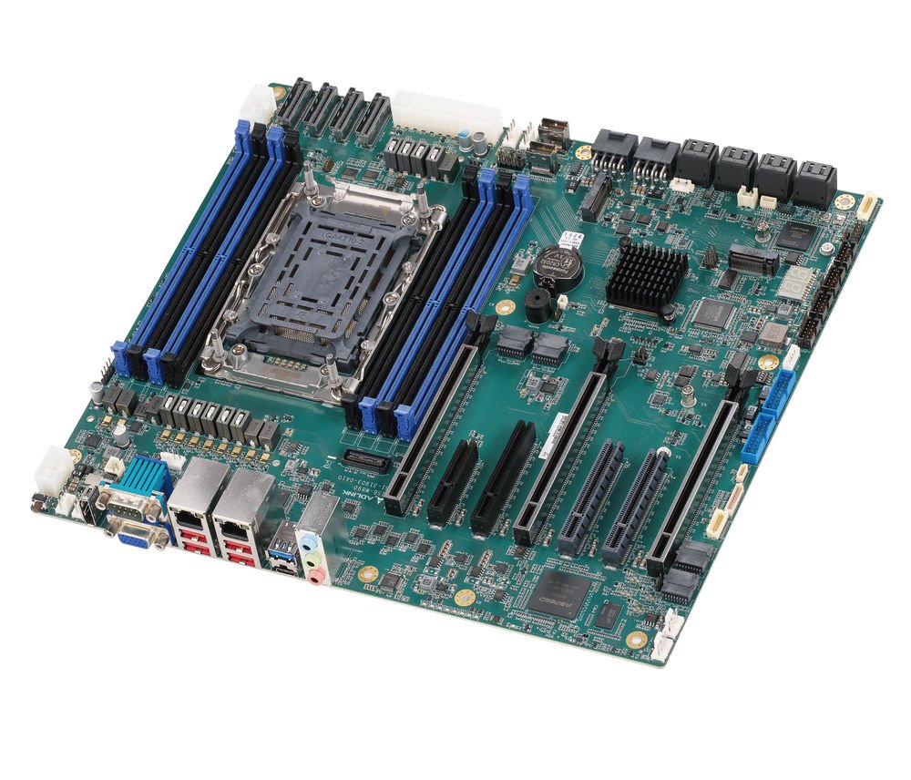 W890