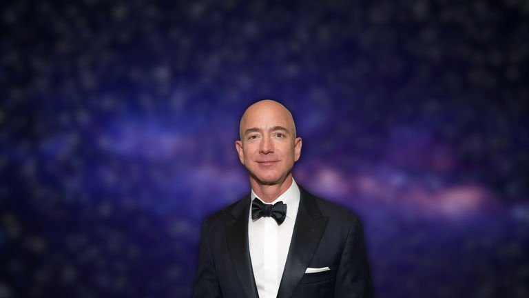 Jeff Bezos, the father of Amazon, declares war on heavy industry: 